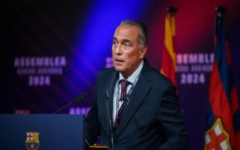 رئيس برشلونة يثير الجدل.. توجد ركلة جزاء واضحة لم تحتسب أمام أتلتيكو مدريد